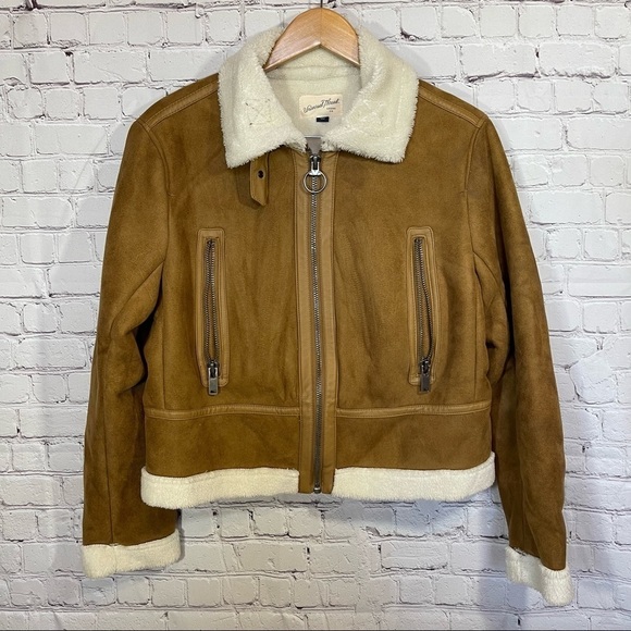 Universal Thread Faux Leather with Sherpa Trim size Medium - Picture 1 of 10